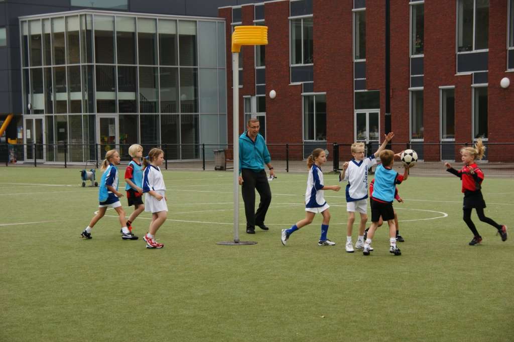 Korfbal E2 10 oktober-7.JPG